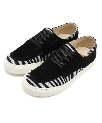 ER Souliers de skate$B@ZBX%9%K!<%+!<(B